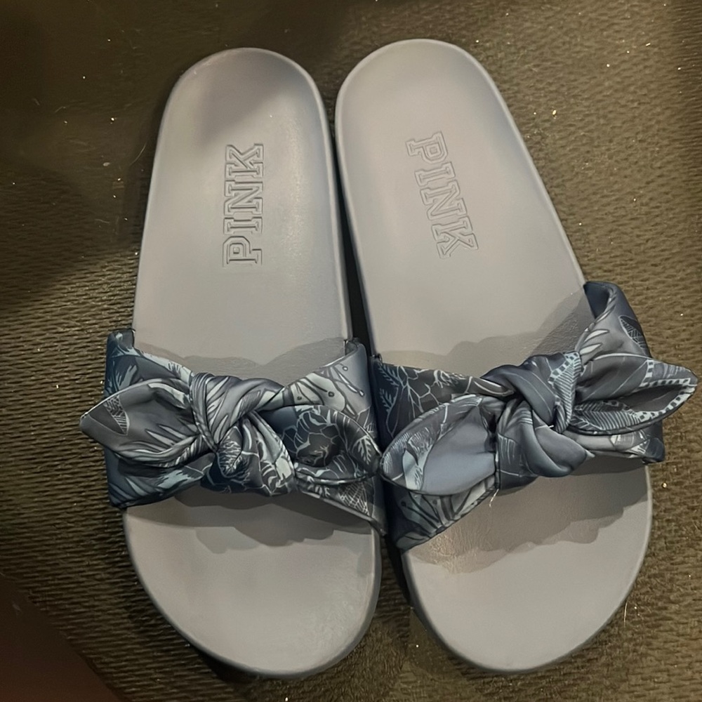 Blue floral design tie PINK Victoria Secret sandals. Size large. I’m size 9-9.5